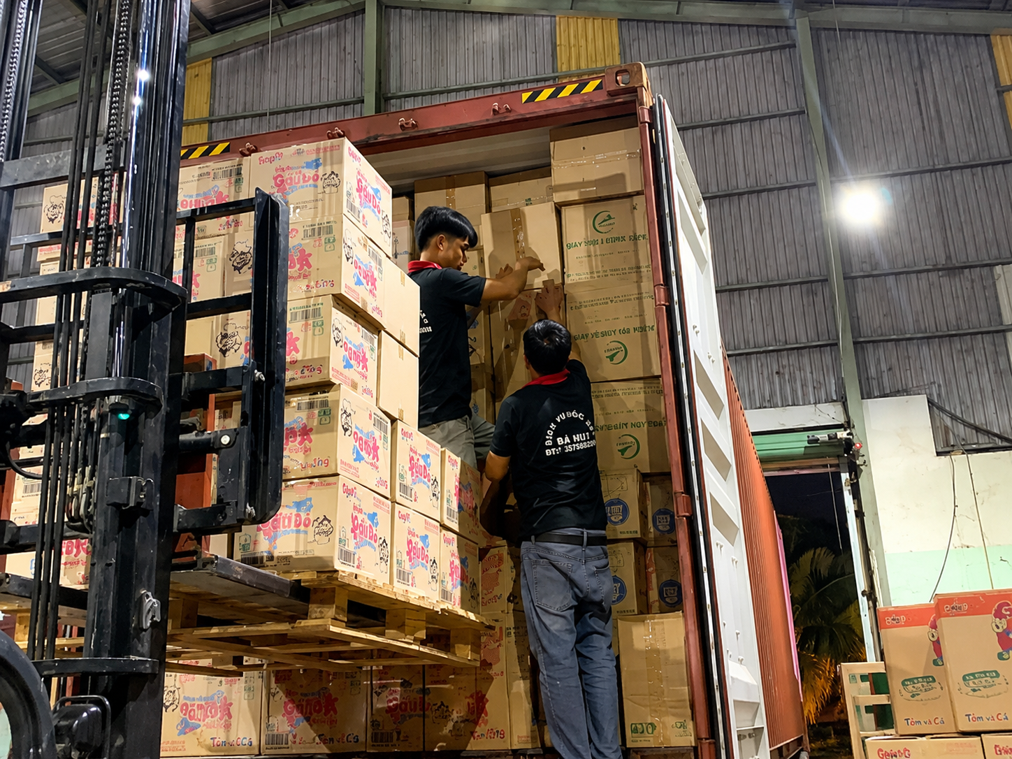 Quy trình bốc xếp hàng hóa an toàn