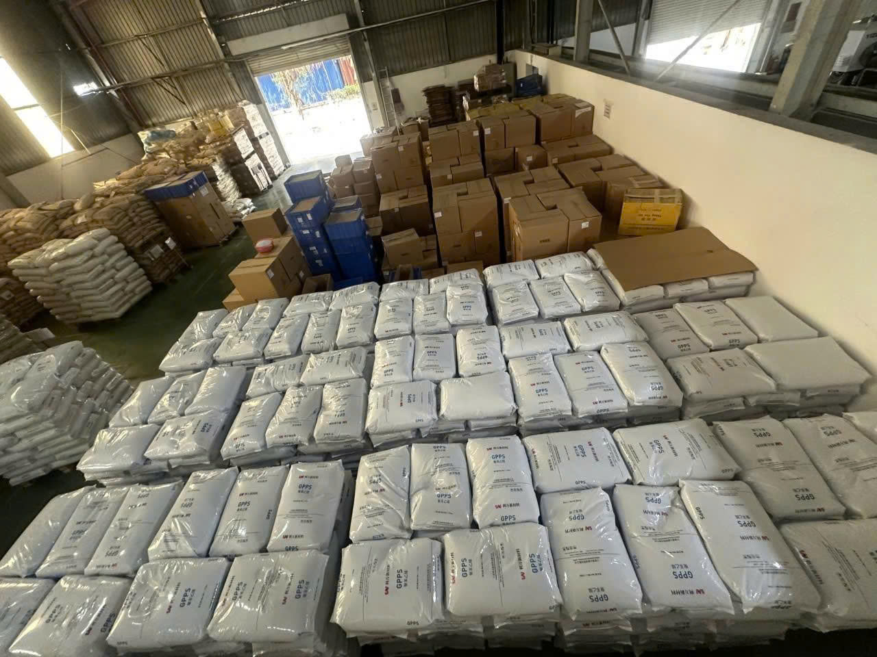 Kho xưởng thực tế 6